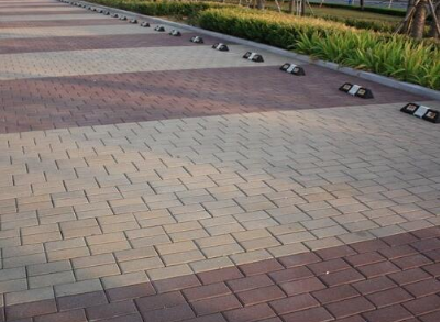 路面砖正在悄悄的点缀金年会体育的生活！